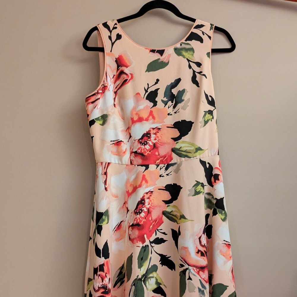 White House Black Market Floral Mini Dress, Size 6